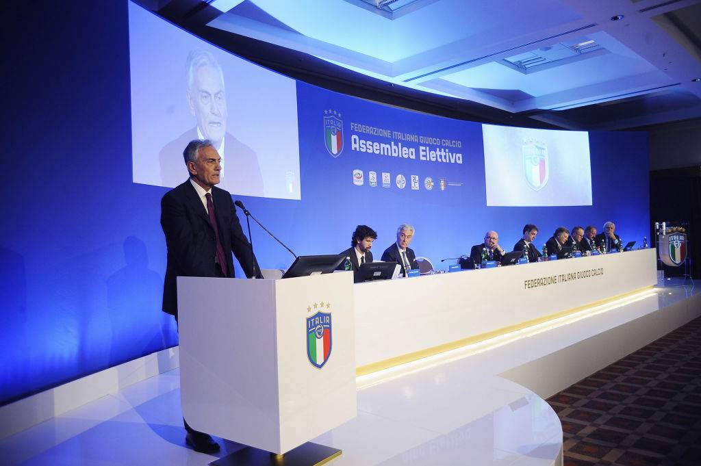 la Figc ha aperto un 'inchiesta sulla gestione dei positivi covid Napoli