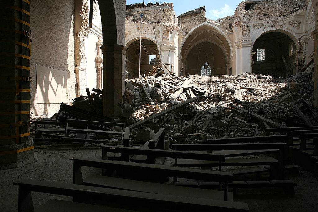 La basilica di Collemaggio all'Aquila