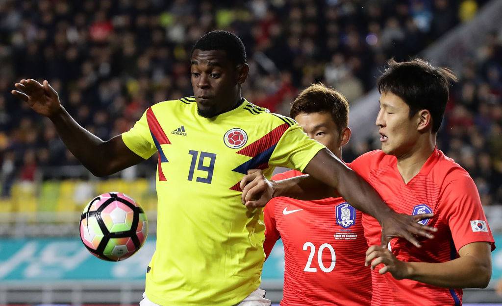 Duvan Zapata con la sua Colombia contro la Corea del Sud