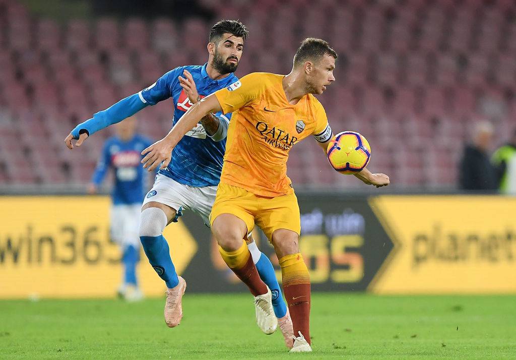 Dzeko in completo giallo al San Paolo