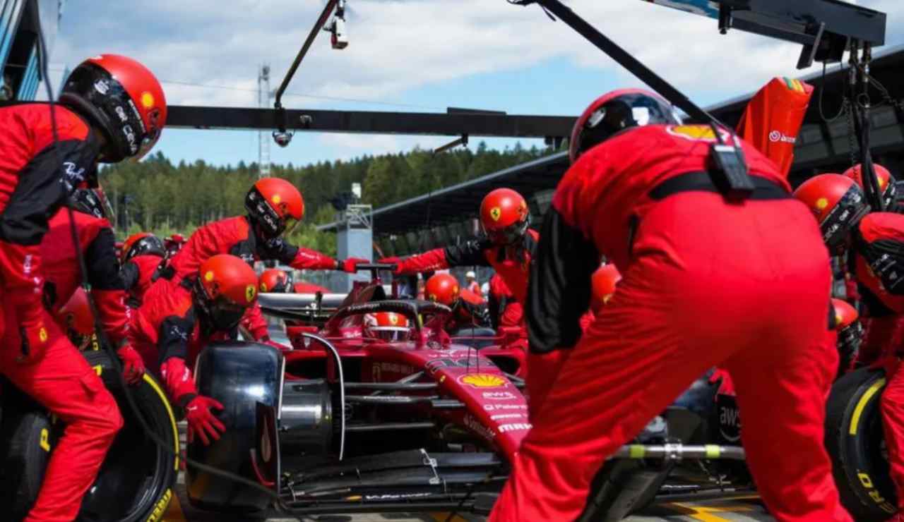 Messaggi radio Sainz-tecnici Ferrari