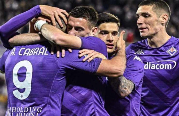 Fiorentina in Conference al posto della Juventus