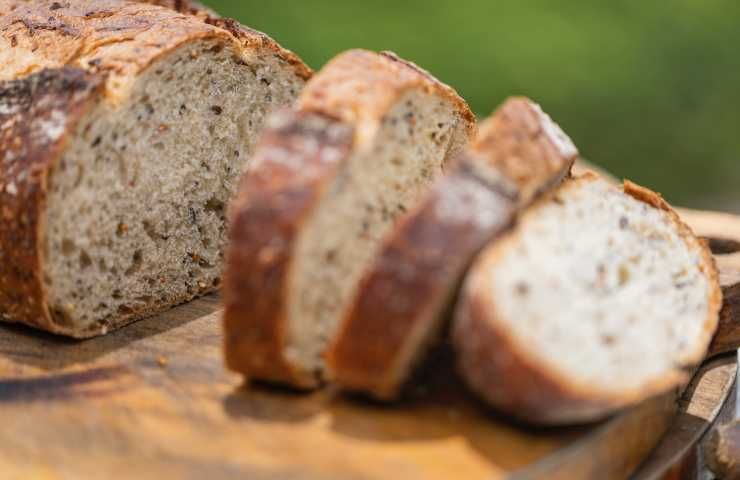 Pane integrale a fette