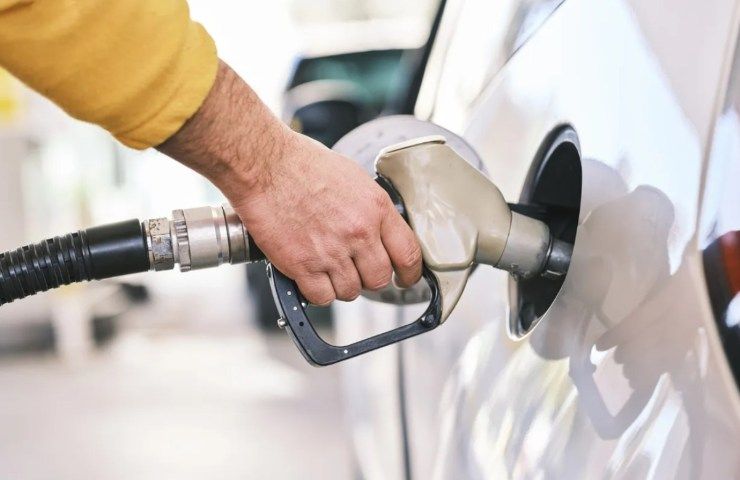 Benzina diesel aumento prezzi
