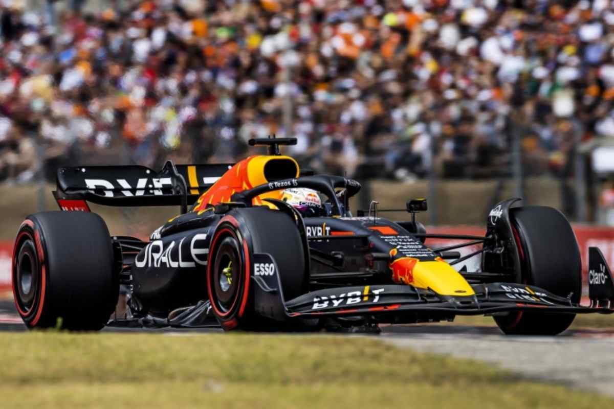 Verstappen rischia una grossa penalità: cosa ha fatto dopo la bandiera a scacchi di Baku