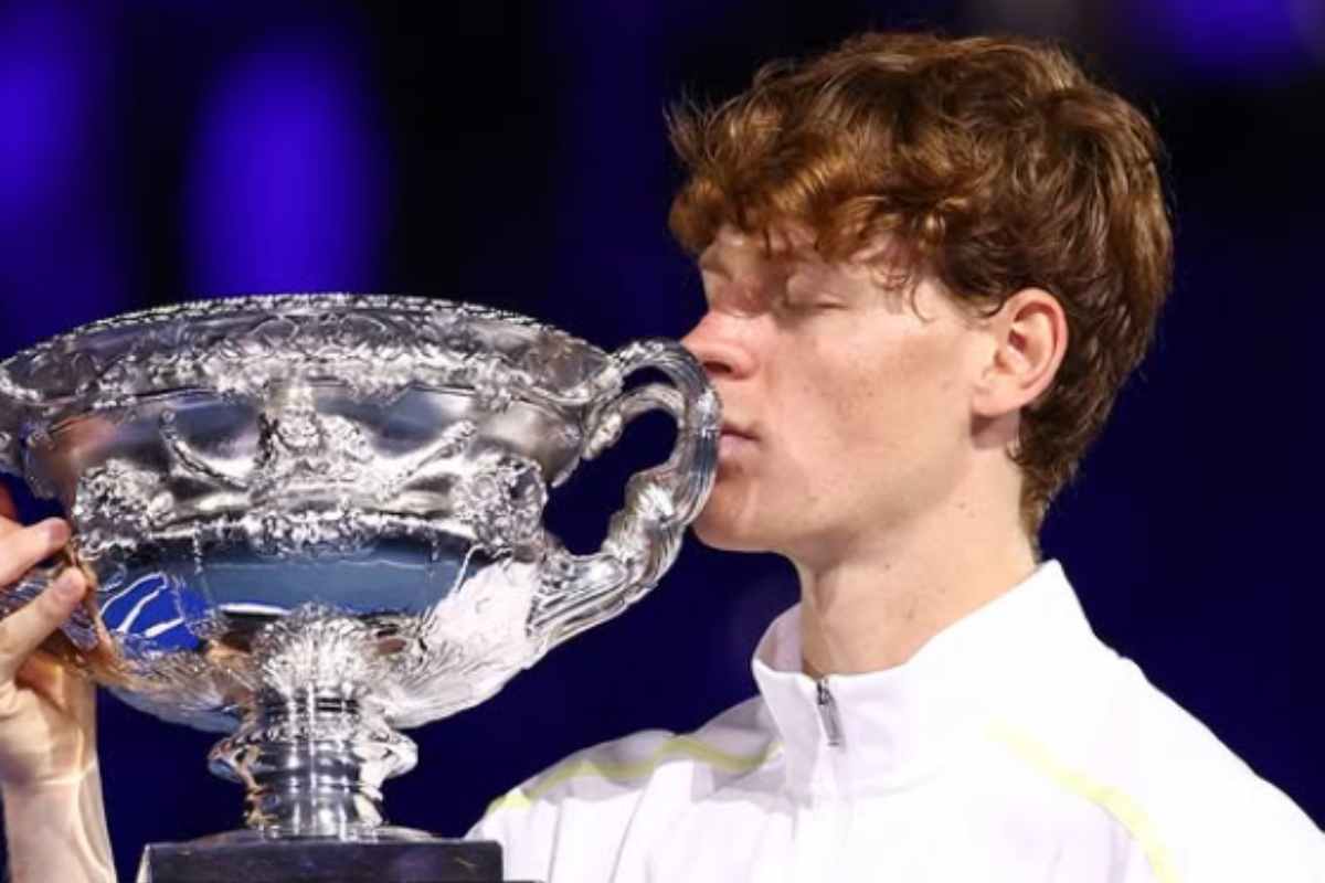 Australian Open, Jannik Sinner concede il bis a Melbourne: distrutto Zverev