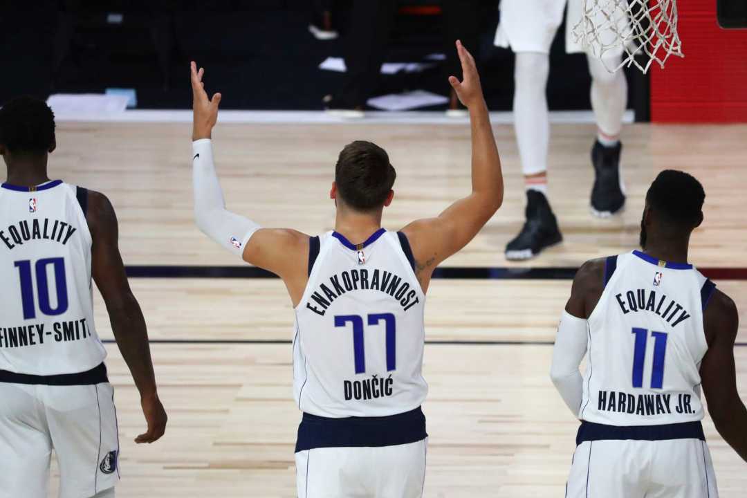 Luka Doncic autore di una tripla doppia contro i Sacramento Kings