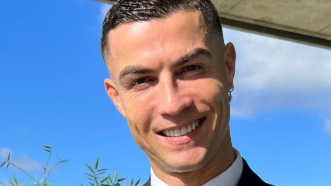 Cristiano Ronaldo cifre irreali nuovo contratto guadagno