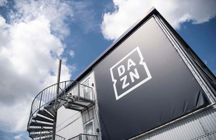 Dazn microfoni abbonamento