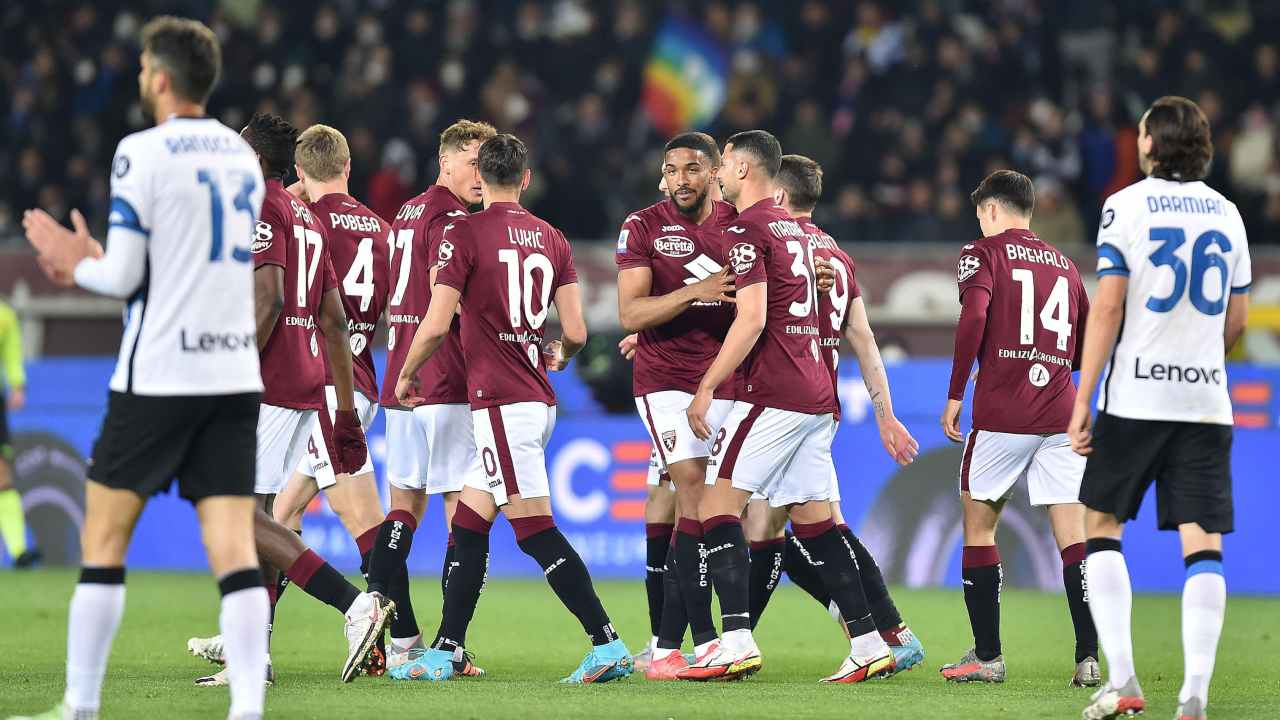 Bufera Torino-Inter clamorosa decisione