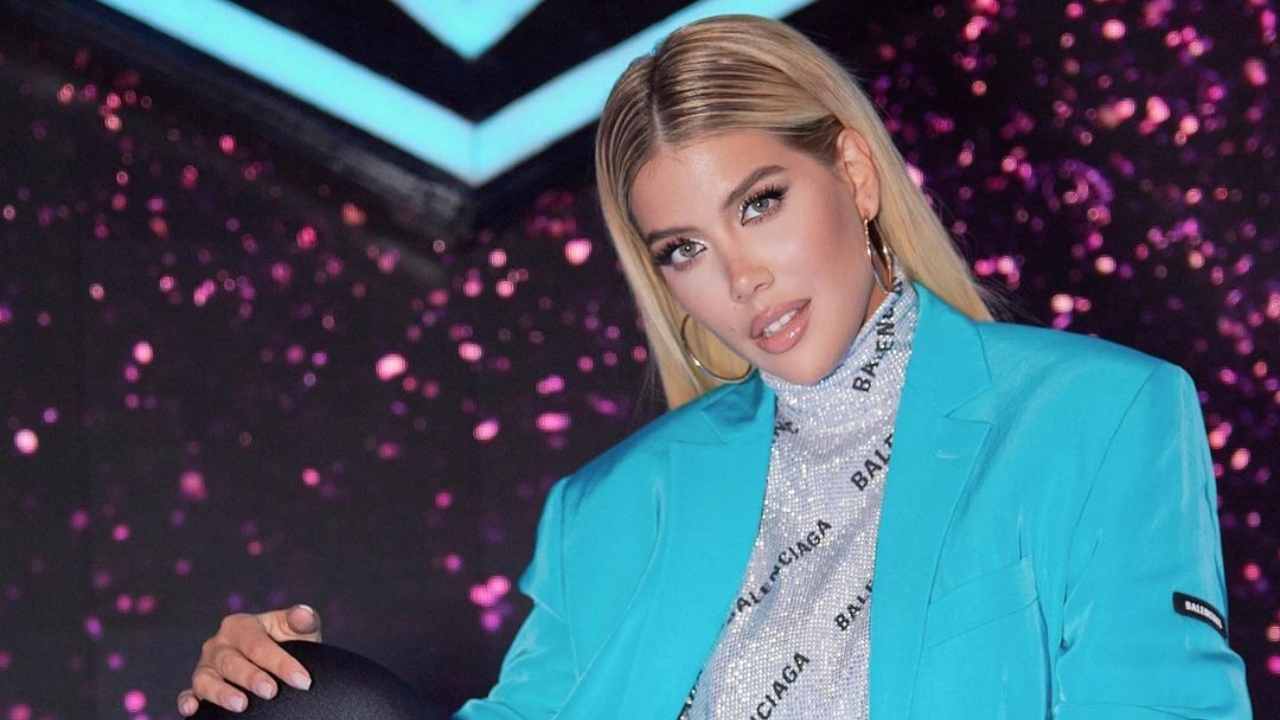 Wanda Nara, Maxi Scollatura Da Sogno: Si Vede Tutto Il Davanzale – FOTO